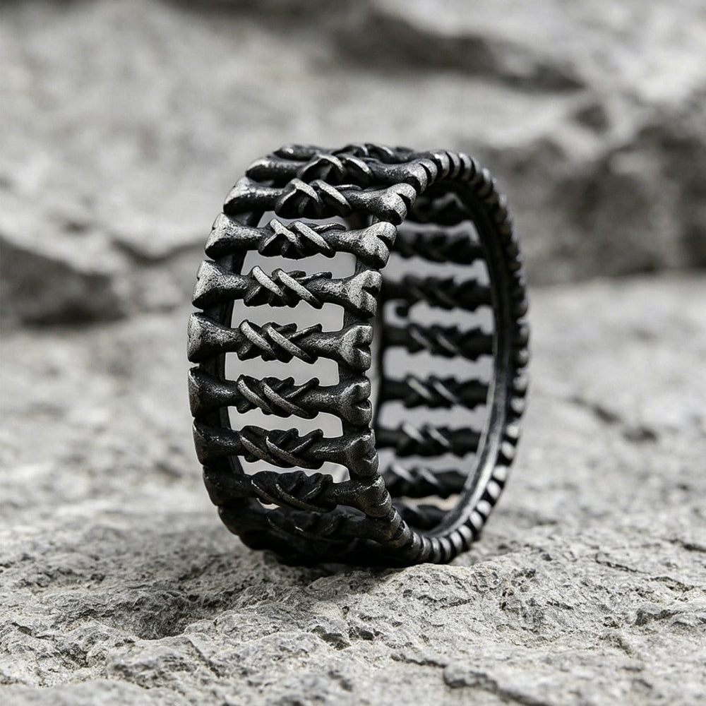 Stainless Steel Gothic Spine Ring for Men Vintage Openwork Silver MJ0376